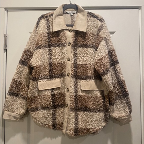 Davi&Dani Boutique Oversized Shacket - Picture 1 of 4